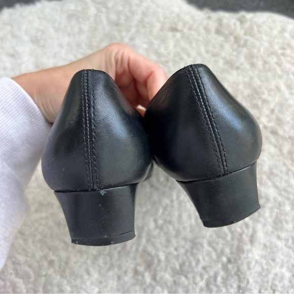 Trotters Doris Black Leather Block Heel Pumps Size 11M - Picture 7 of 10